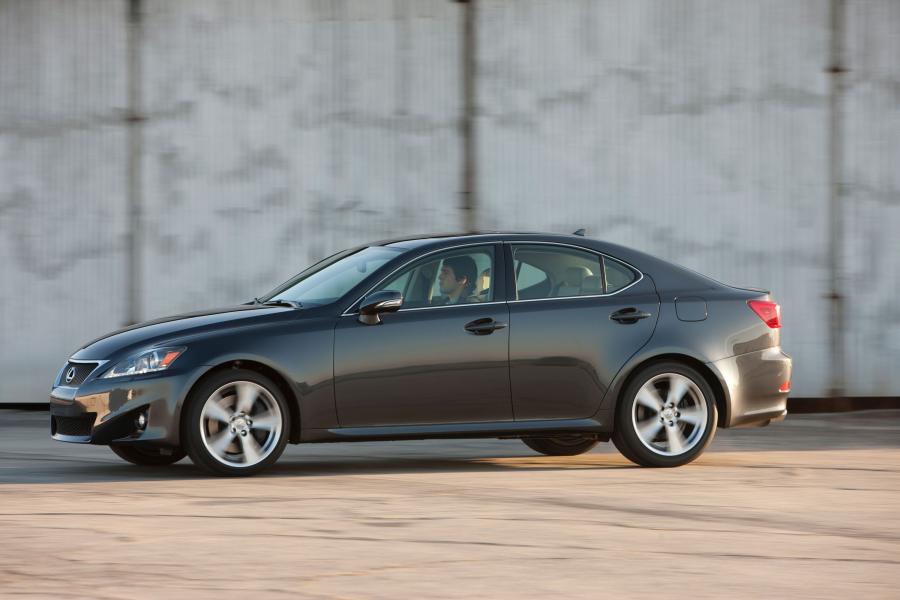  Lexus IS350 2011 года  (фото 13 из 39)